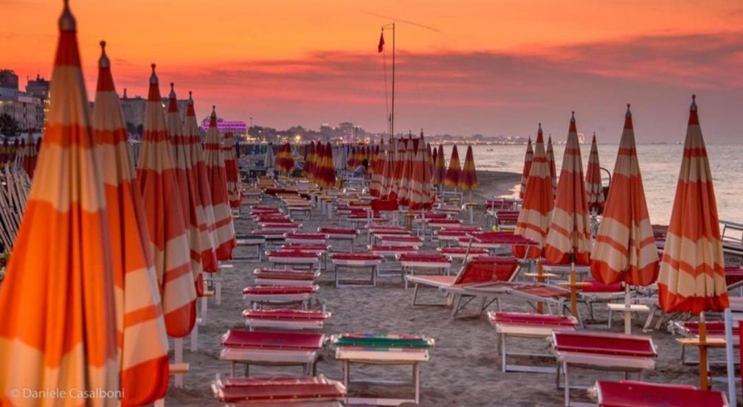 Hotel Astoria Riccione Luaran gambar