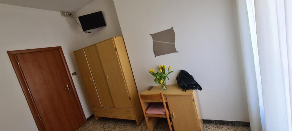 Hotel Astoria Riccione Luaran gambar