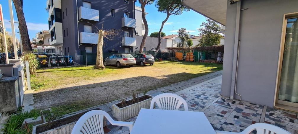 Hotel Astoria Riccione Luaran gambar