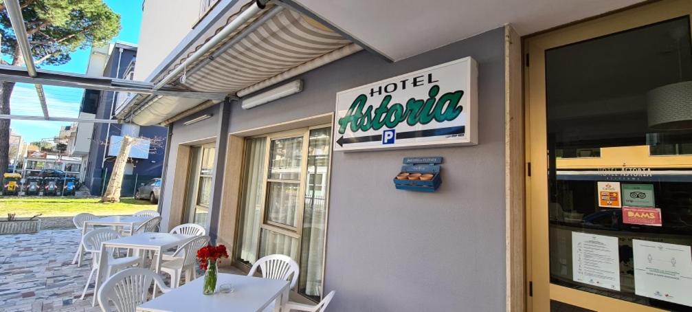 Hotel Astoria Riccione Luaran gambar