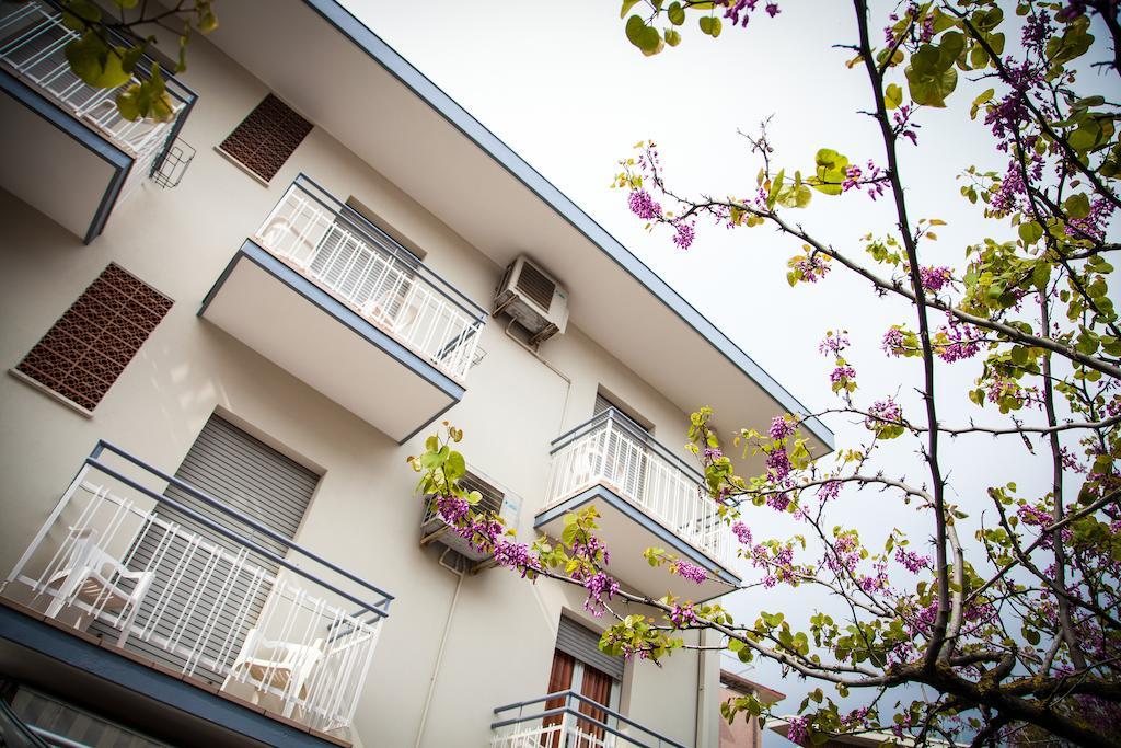 Hotel Astoria Riccione Luaran gambar